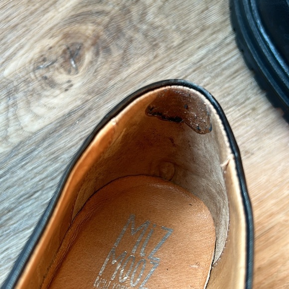 Miz Mooz Legend Black Leather Chunky Platform Loafer size 38 (7.5 or 8) - Picture 13 of 13